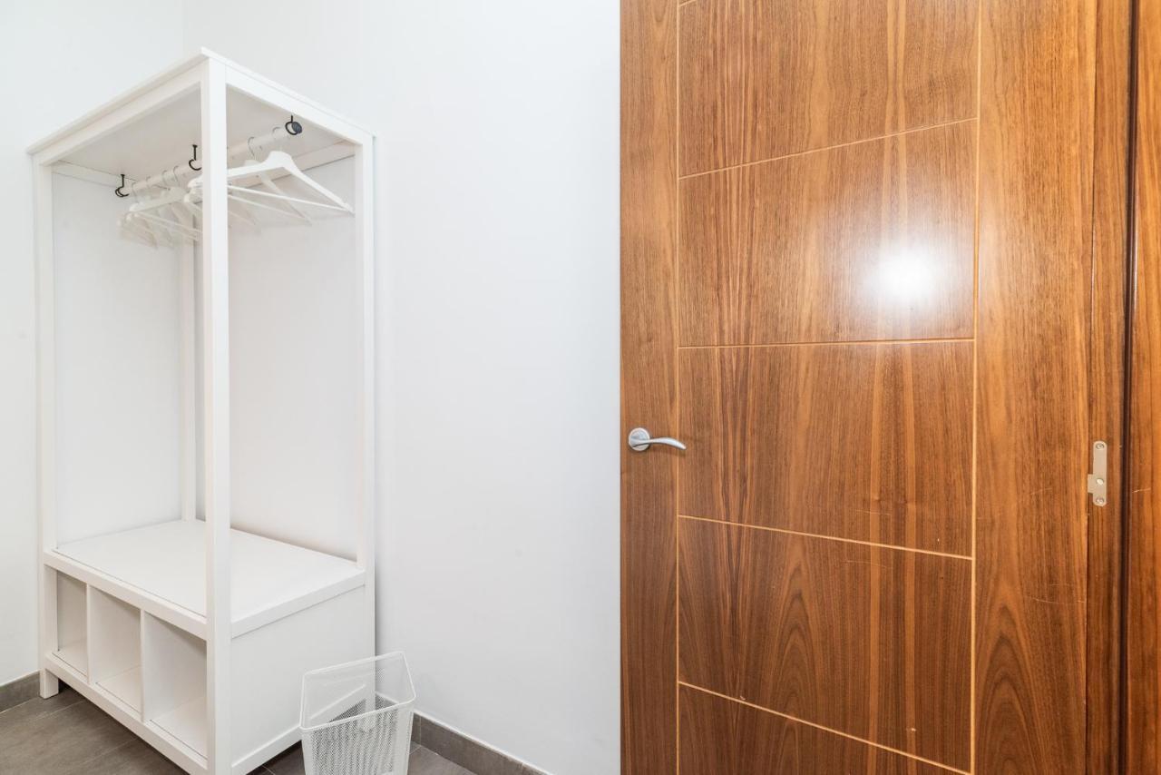 Moderno Apartamento Centro De Granada 2 Zewnętrze zdjęcie