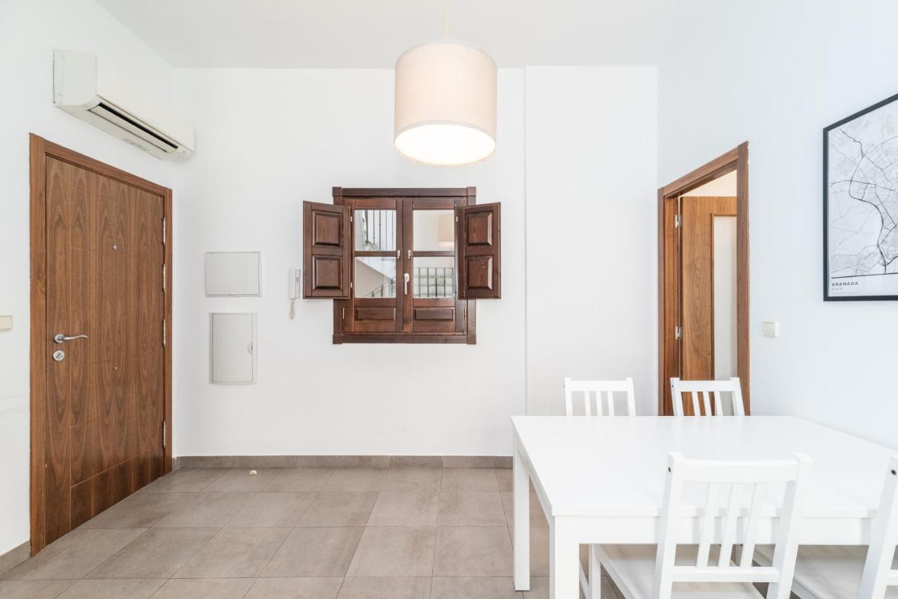 Moderno Apartamento Centro De Granada 2 Zewnętrze zdjęcie