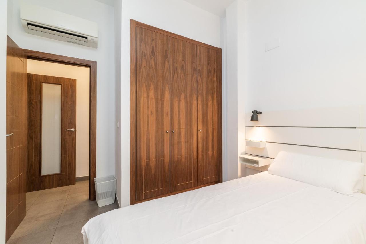 Moderno Apartamento Centro De Granada 2 Zewnętrze zdjęcie